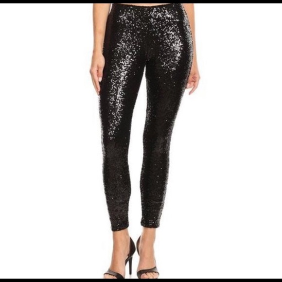 ❤️ 1 left❤️ Black sequin pants - Picture 2 of 3